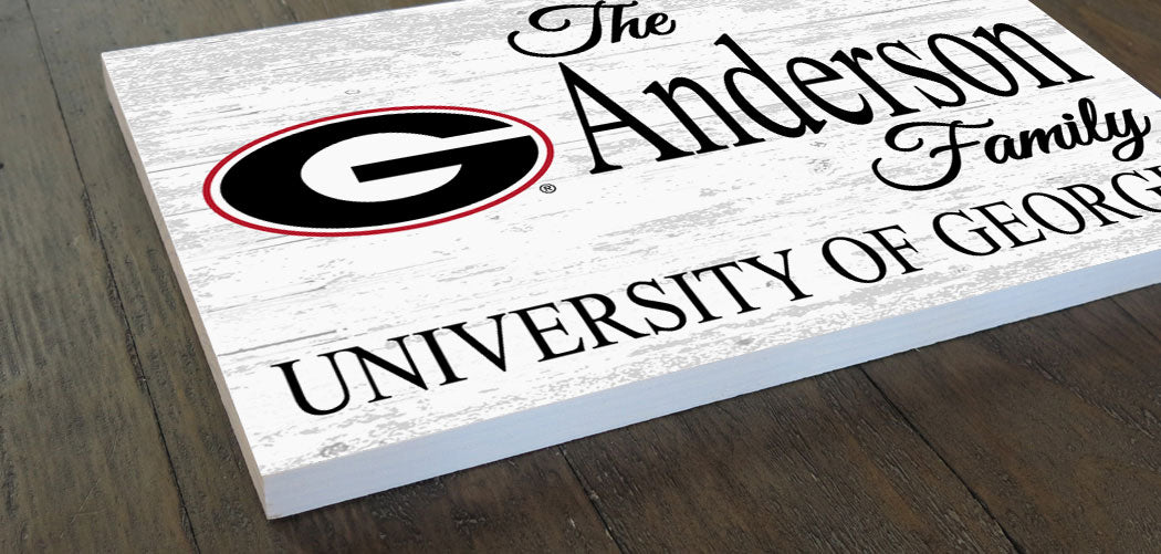 University of Georgia Family Name Sign for UGA Alumni, Fans or Graduation