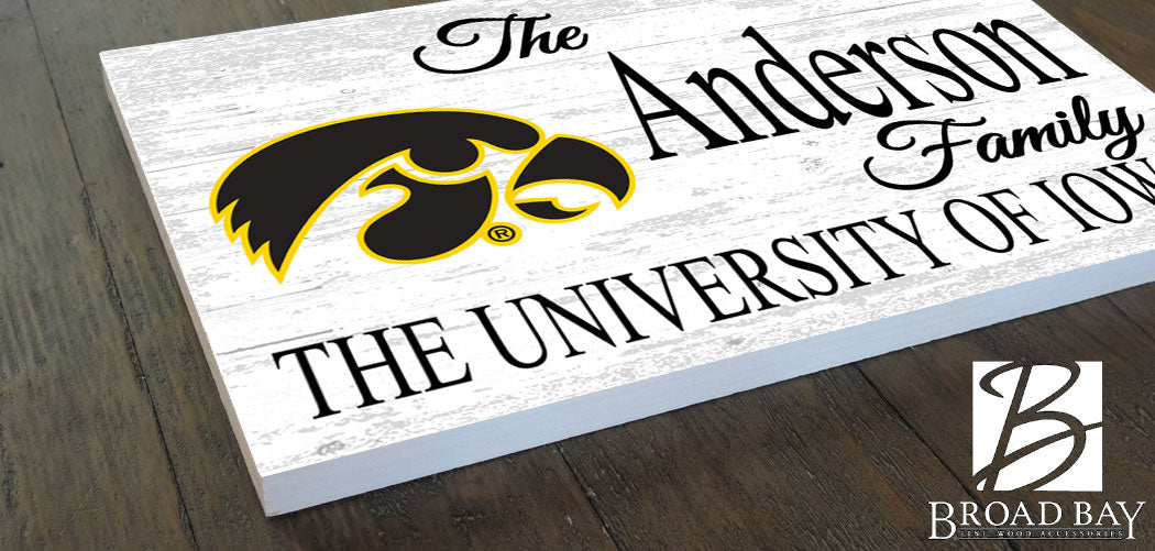 University of Iowa Family Name Sign for Iowa Hawkeys Alumni, Fans or Graduation